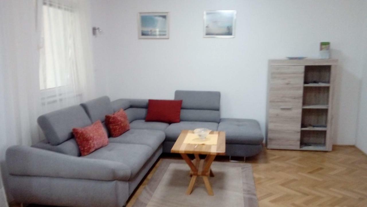 Apartma Meta Радовлица Экстерьер фото